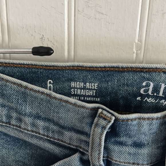 a.n.a Carpenter Cargo Slightly Distressed Blue Jeans sz 6 - Picture 8 of 15